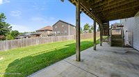 10226 Park Lake Dr, Louisville, KY 40229