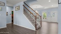 10226 Park Lake Dr, Louisville, KY 40229