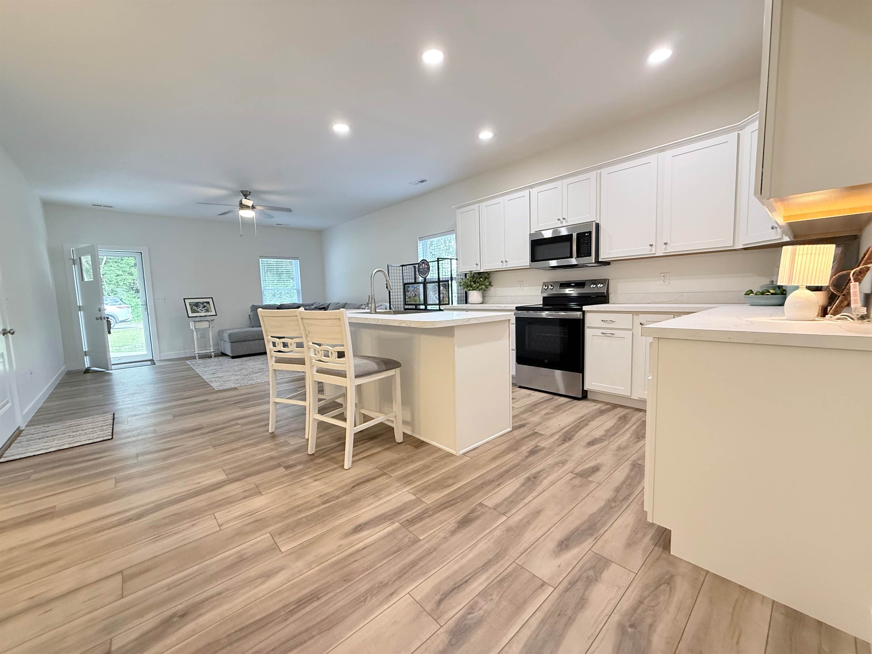 1468 S 16th St, Terre Haute, IN 47802