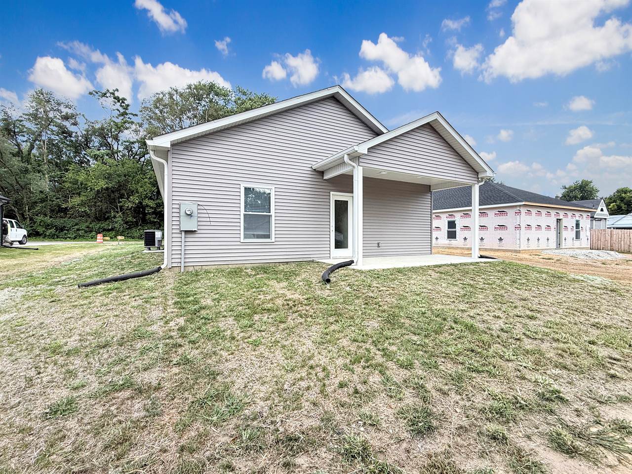 1468 S 16th St, Terre Haute, IN 47802