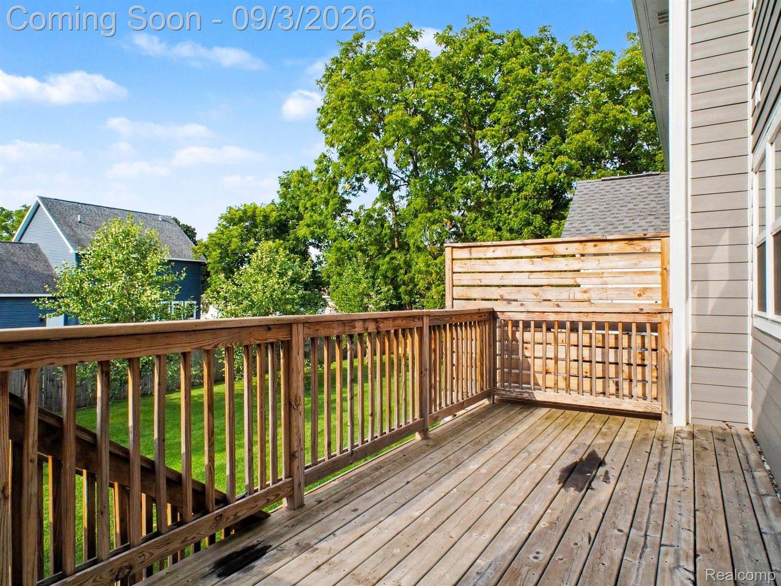 204 Oakwood Street, Holly Village, MI 48442