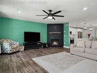 204 Oakwood Street, Holly Village, MI 48442