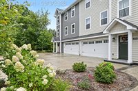 204 Oakwood Street, Holly Village, MI 48442