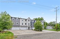 204 Oakwood Street, Holly Village, MI 48442