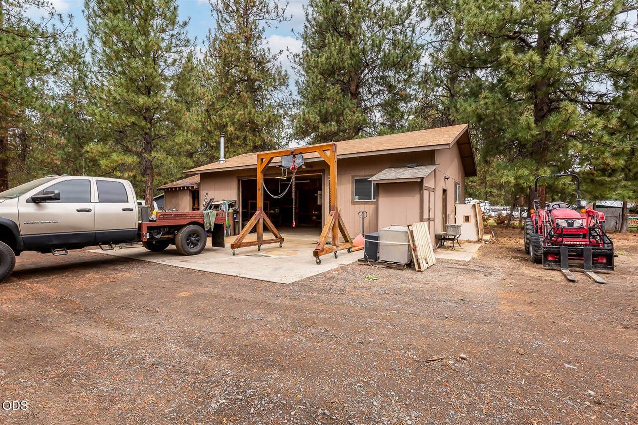 59865 Cheyenne Road, Bend, OR 97702