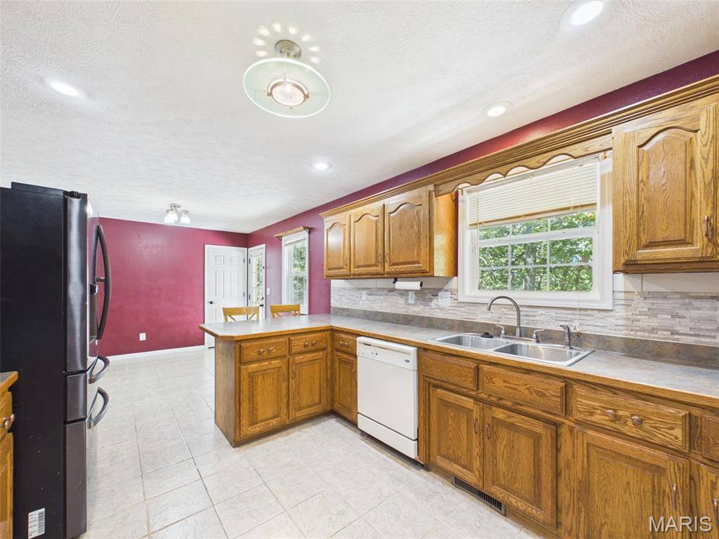 15455 Top Drive, Saint Robert, MO 65584