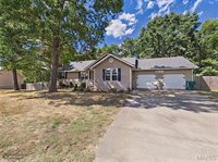 15455 Top Drive, Saint Robert, MO 65584