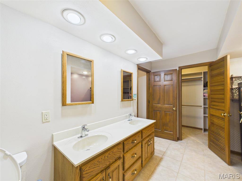 202 South Missouri Avenue, Salem, MO 65560