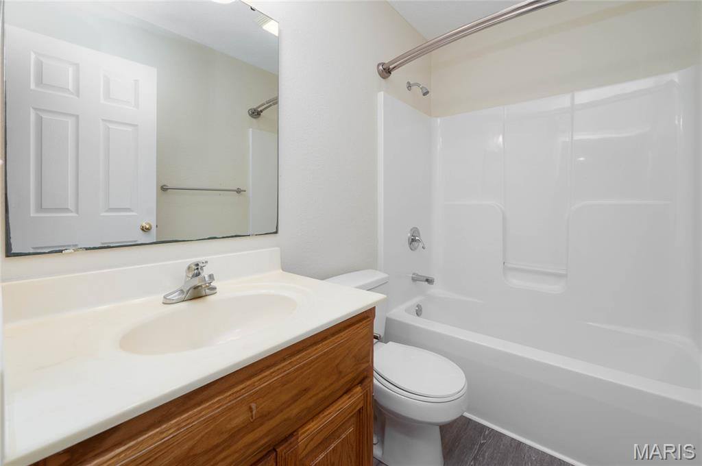 107 Crosscut Road, Saint Robert, MO 65584