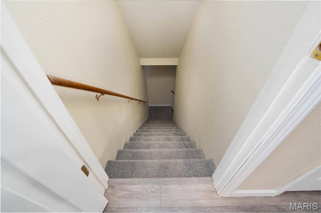 107 Crosscut Road, Saint Robert, MO 65584
