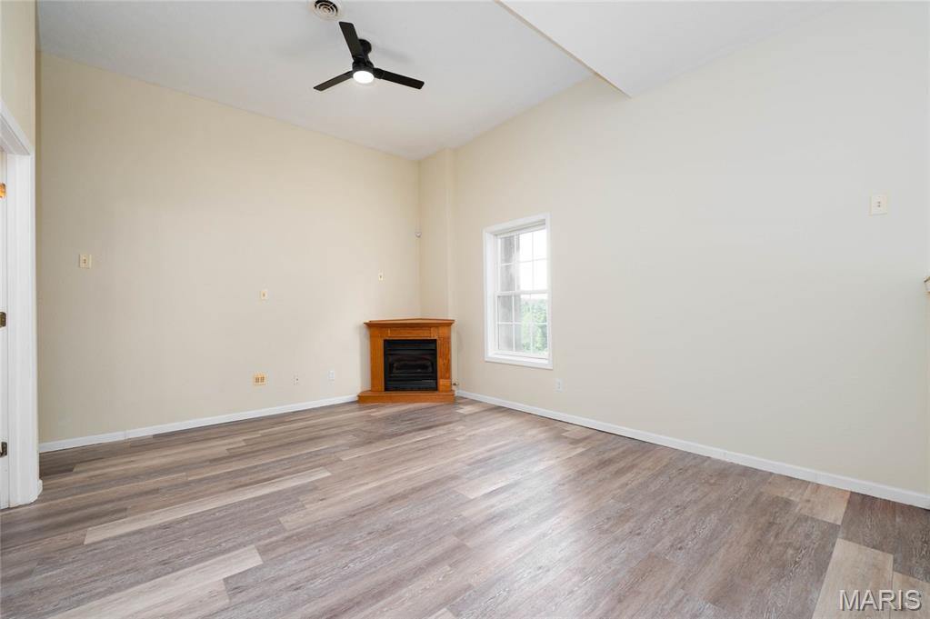 107 Crosscut Road, Saint Robert, MO 65584