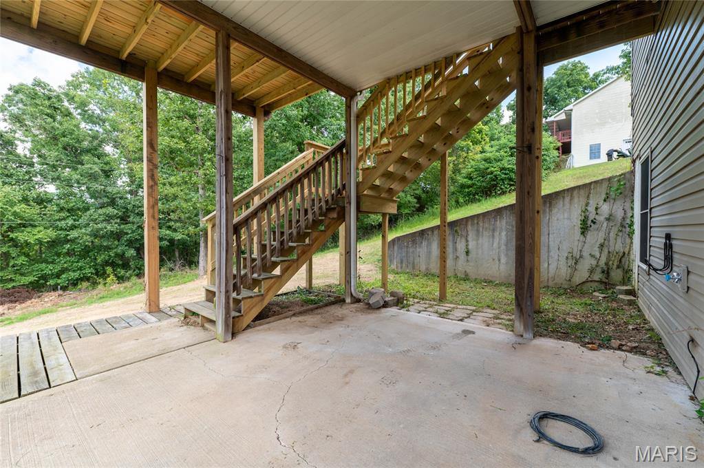 107 Crosscut Road, Saint Robert, MO 65584
