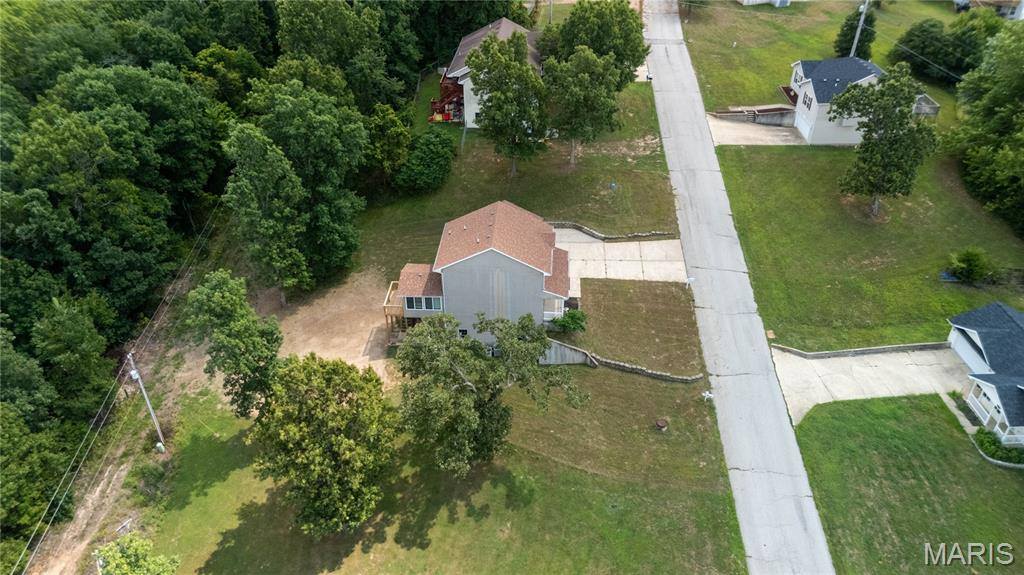 107 Crosscut Road, Saint Robert, MO 65584