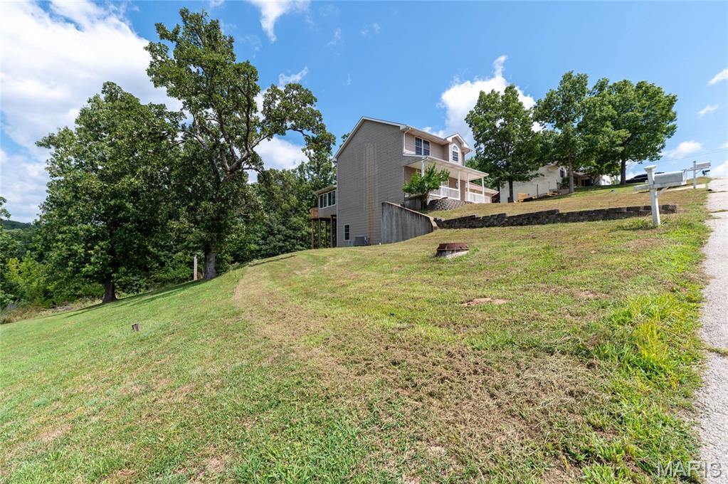 107 Crosscut Road, Saint Robert, MO 65584