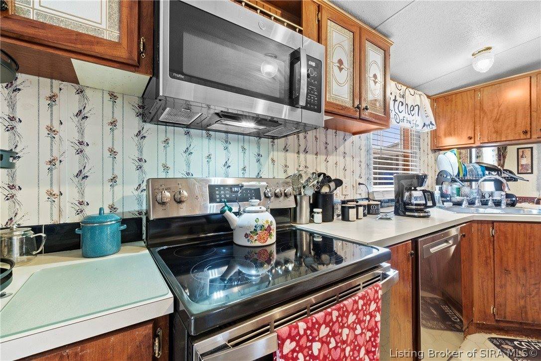 7553 East Tank Pond Road, Nabb, IN 47147