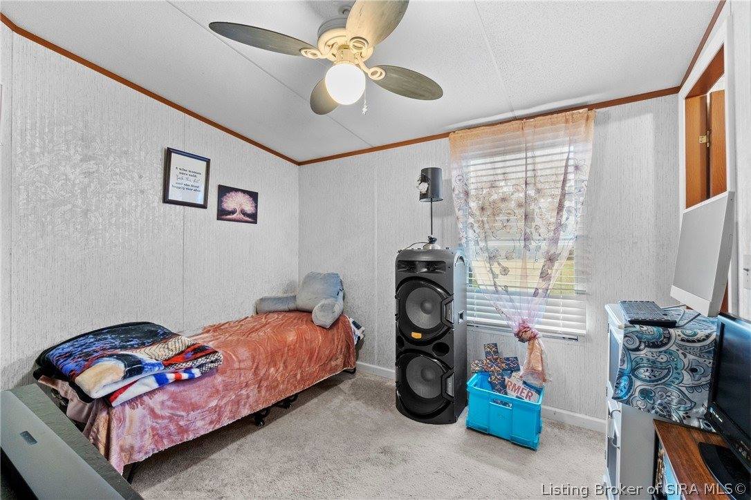 7553 East Tank Pond Road, Nabb, IN 47147