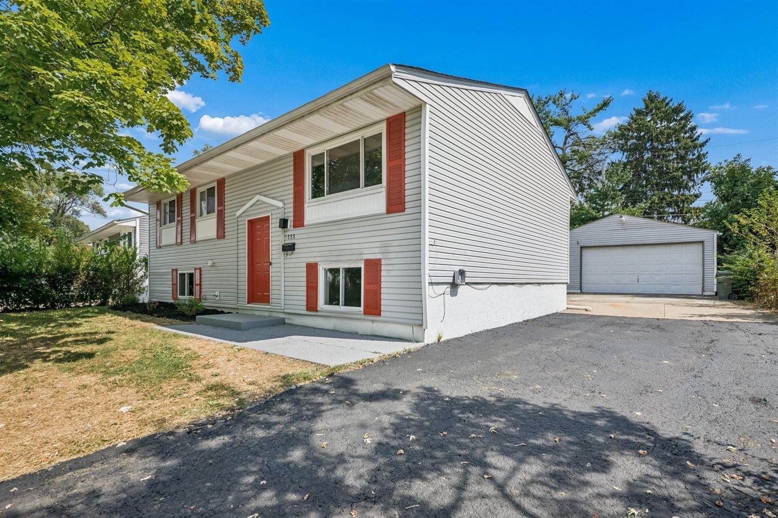 1888 Woodcrest Road, Columbus, OH 43232