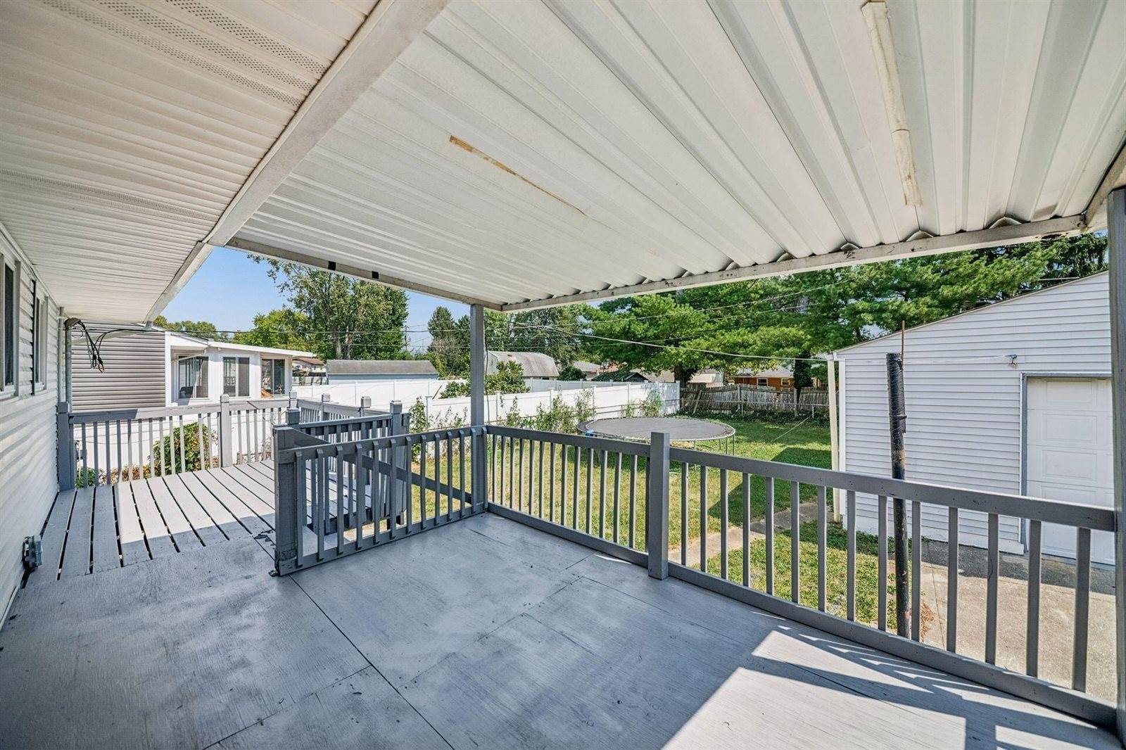 1888 Woodcrest Road, Columbus, OH 43232