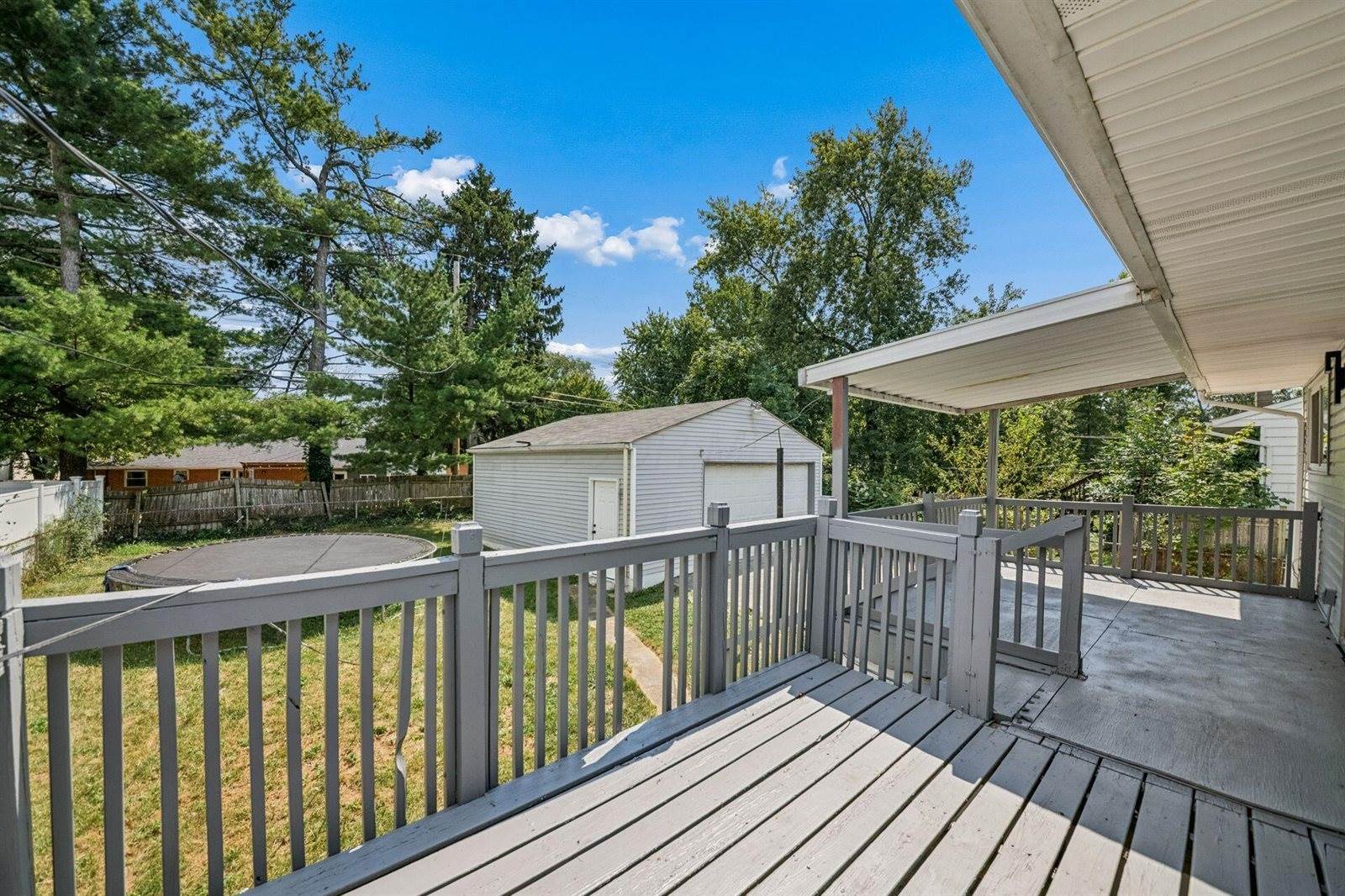 1888 Woodcrest Road, Columbus, OH 43232