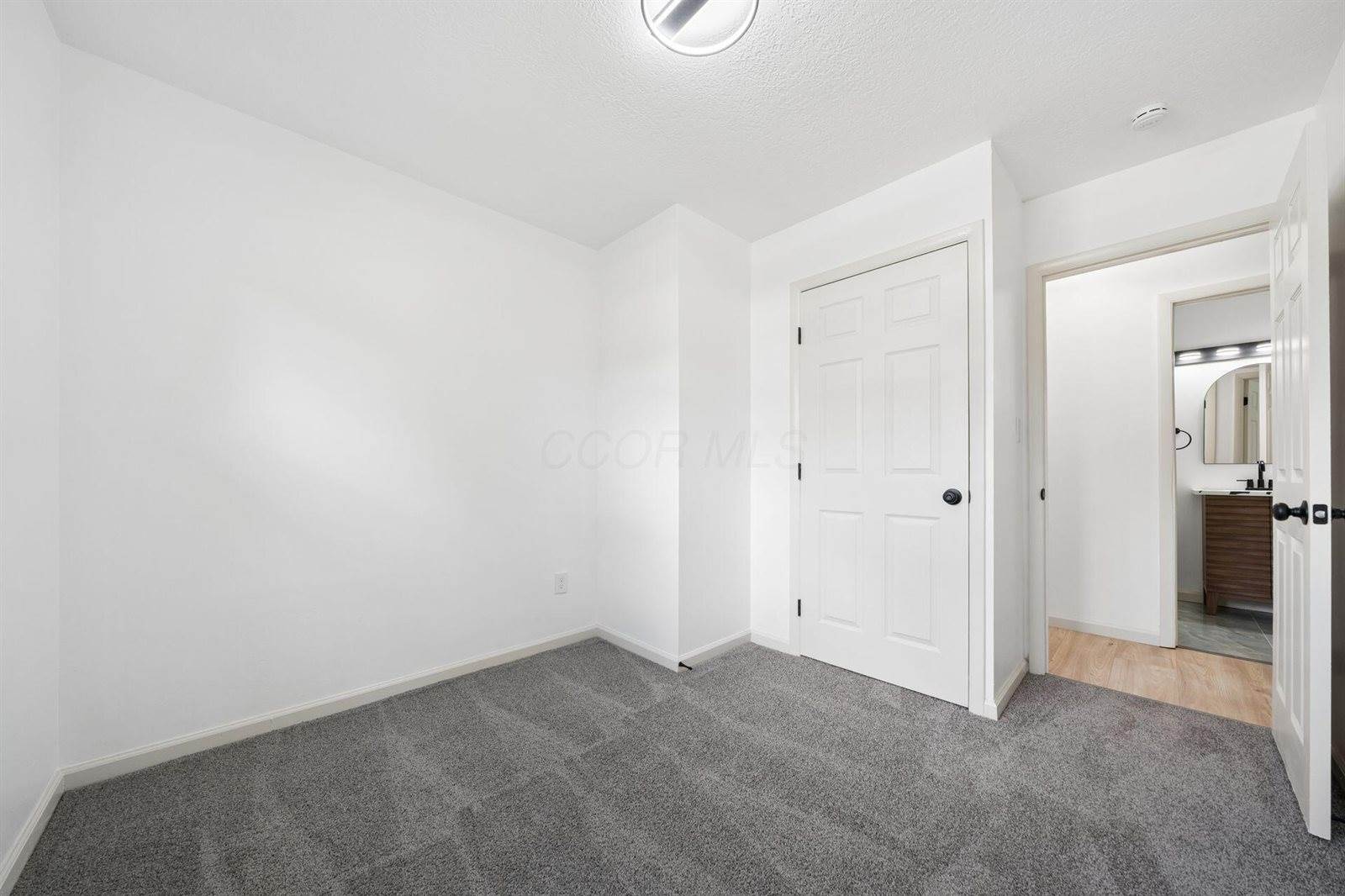 4751 Arnold Avenue, Columbus, OH 43228