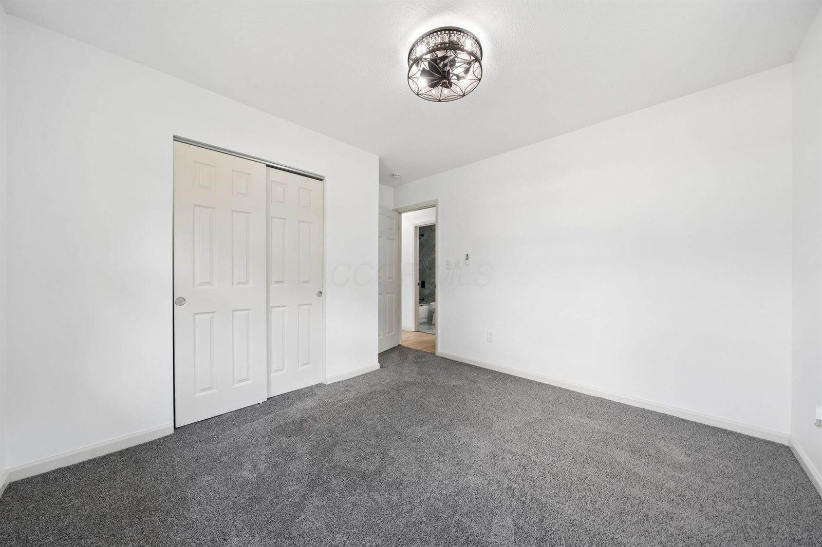 4751 Arnold Avenue, Columbus, OH 43228