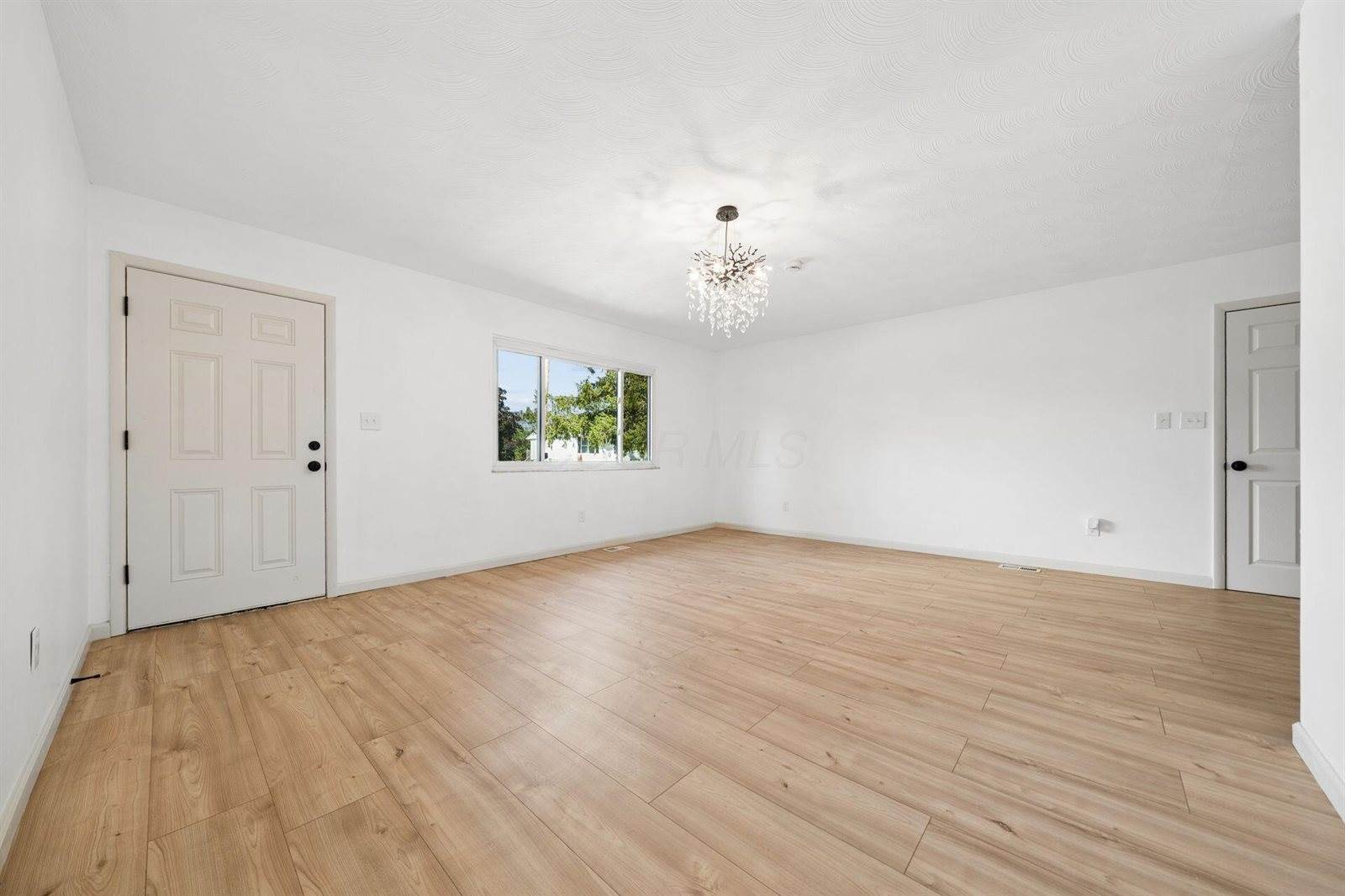 4751 Arnold Avenue, Columbus, OH 43228