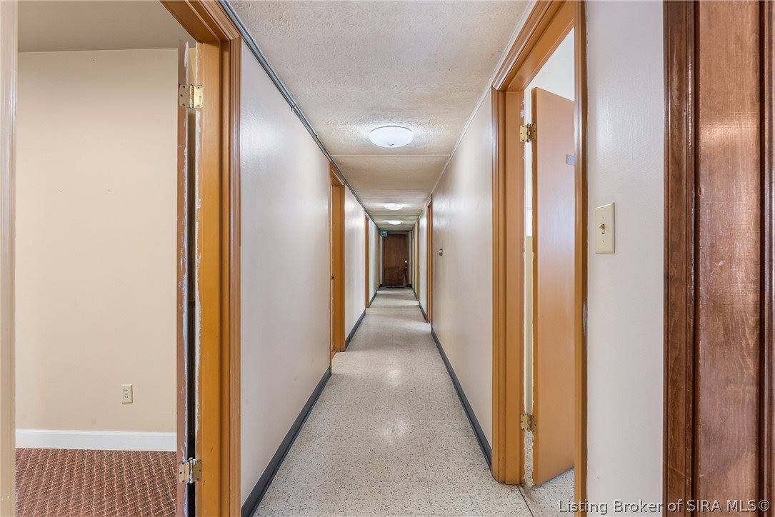 800 Meigs Avenue, Jeffersonville, IN 47130