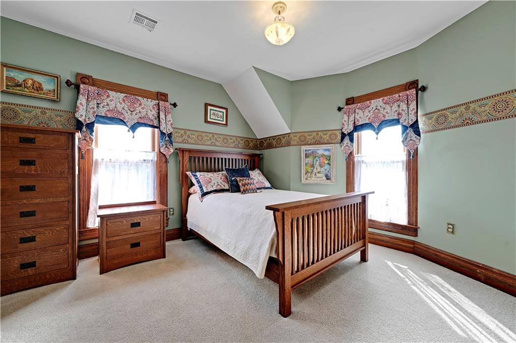 401 South Harrison Street, Olathe, KS 66061