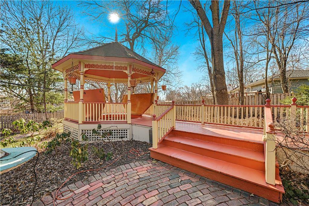 401 South Harrison Street, Olathe, KS 66061