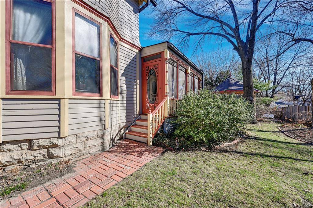 401 South Harrison Street, Olathe, KS 66061