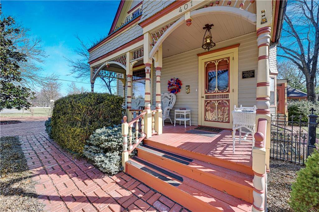 401 South Harrison Street, Olathe, KS 66061