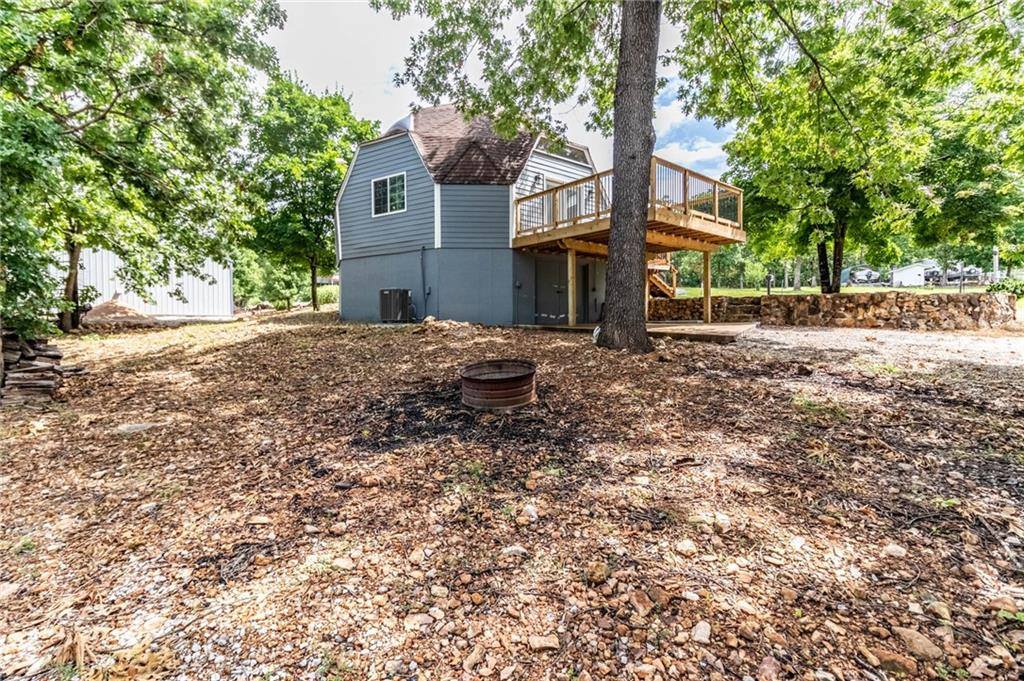 10116 Billabong Drive, Warsaw, MO 64735