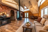 10116 Billabong Drive, Warsaw, MO 64735