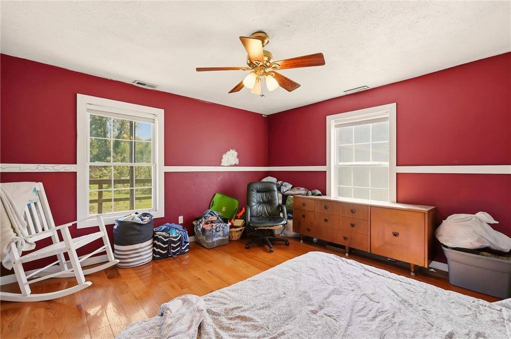 32914 South Amarugia Road, Archie, MO 64725