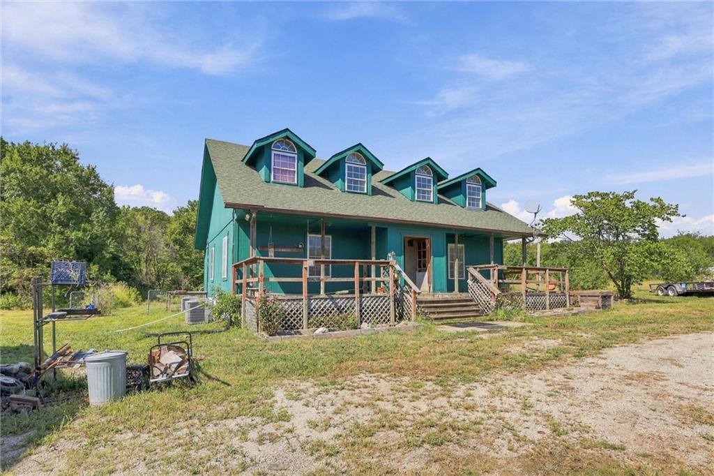 32914 South Amarugia Road, Archie, MO 64725