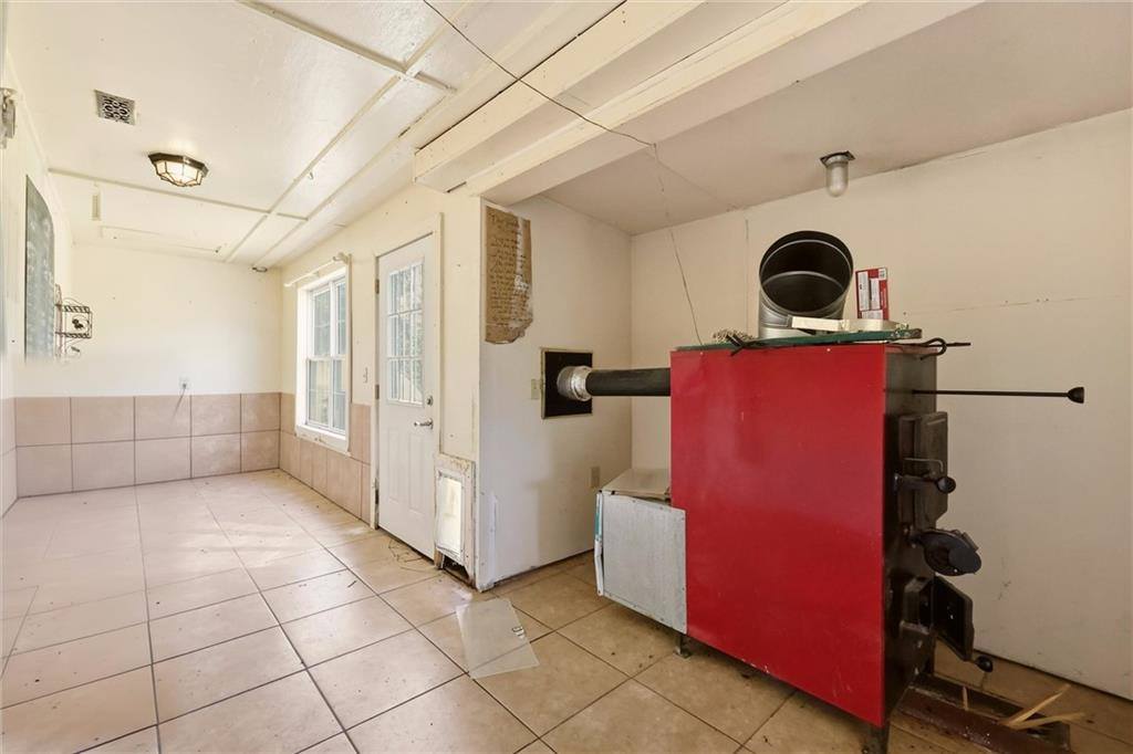 32914 South Amarugia Road, Archie, MO 64725