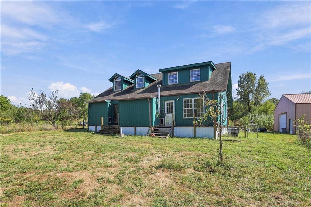 32914 South Amarugia Road, Archie, MO 64725