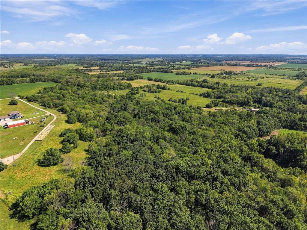 32914 South Amarugia Road, Archie, MO 64725