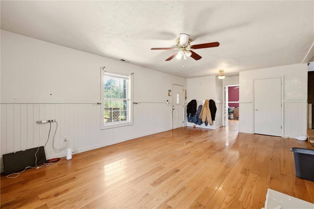 32914 South Amarugia Road, Archie, MO 64725
