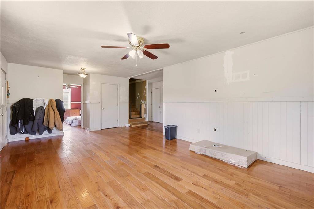 32914 South Amarugia Road, Archie, MO 64725