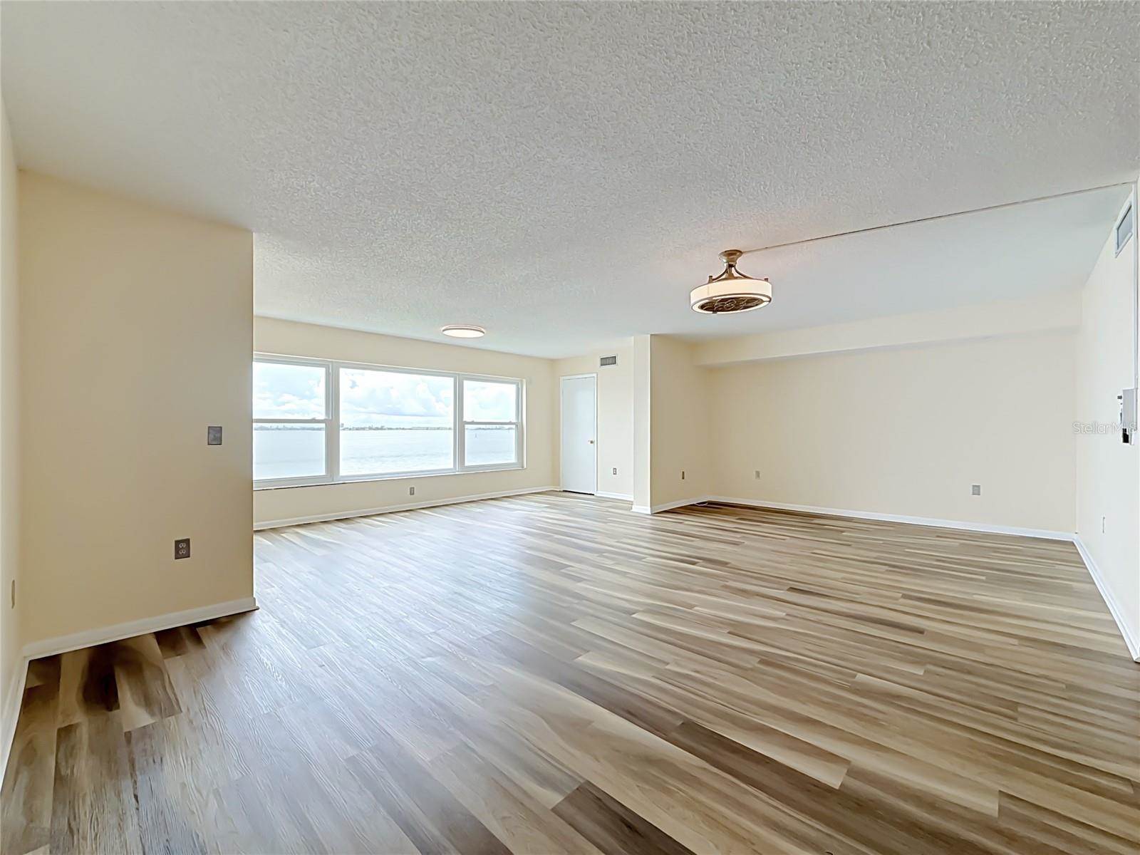 6020 Shore Boulevard South, Gulfport, FL 33707