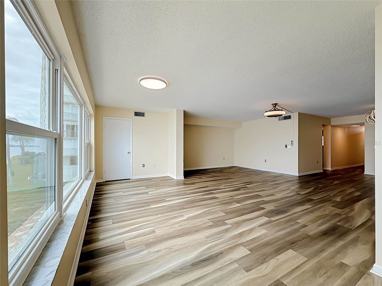 6020 Shore Boulevard South, Gulfport, FL 33707