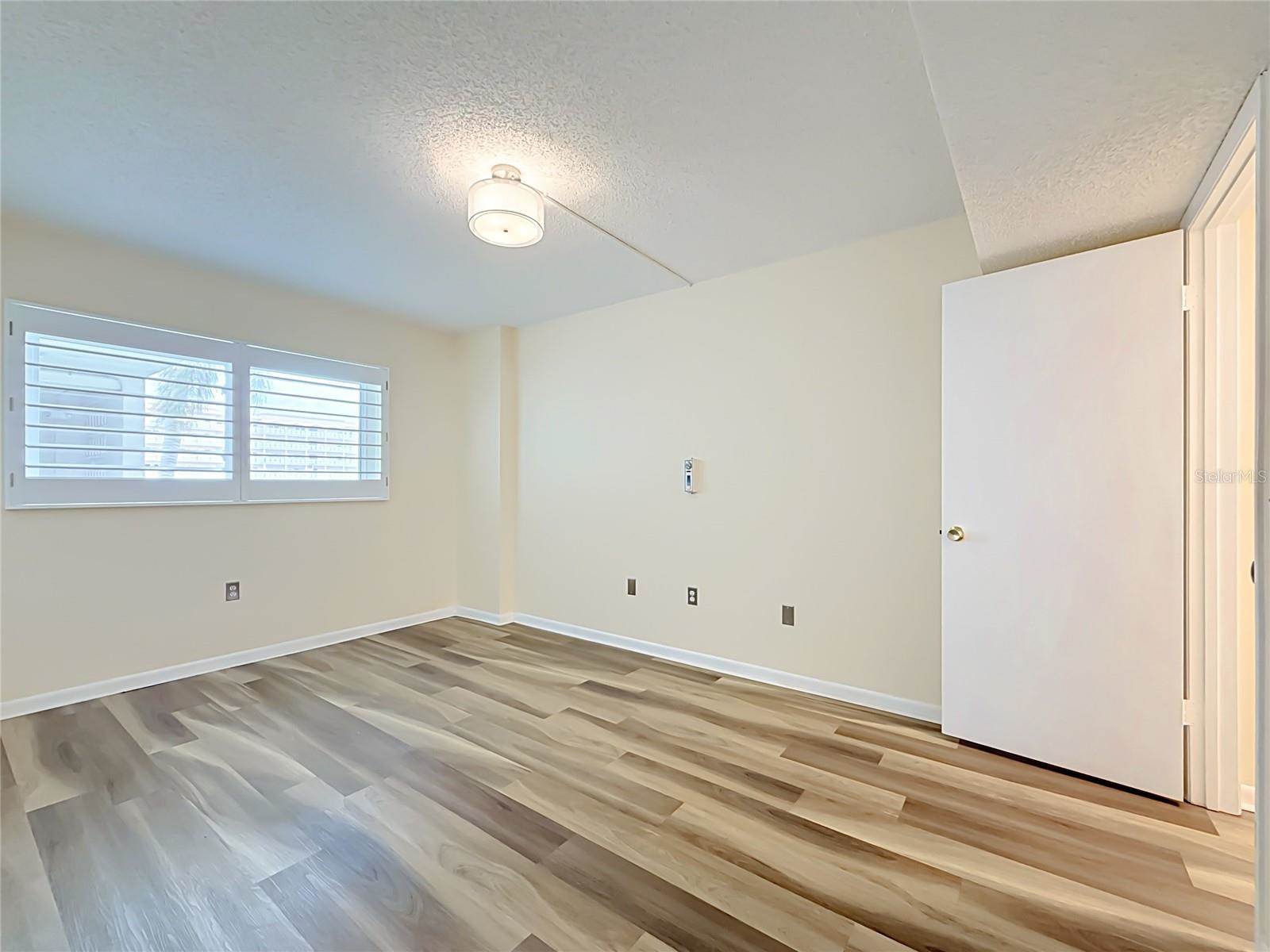 6020 Shore Boulevard South, Gulfport, FL 33707