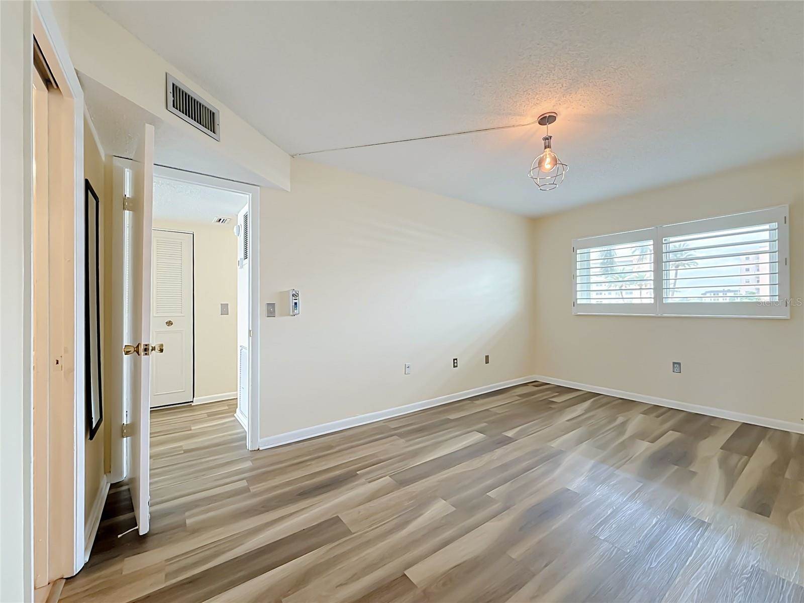 6020 Shore Boulevard South, Gulfport, FL 33707