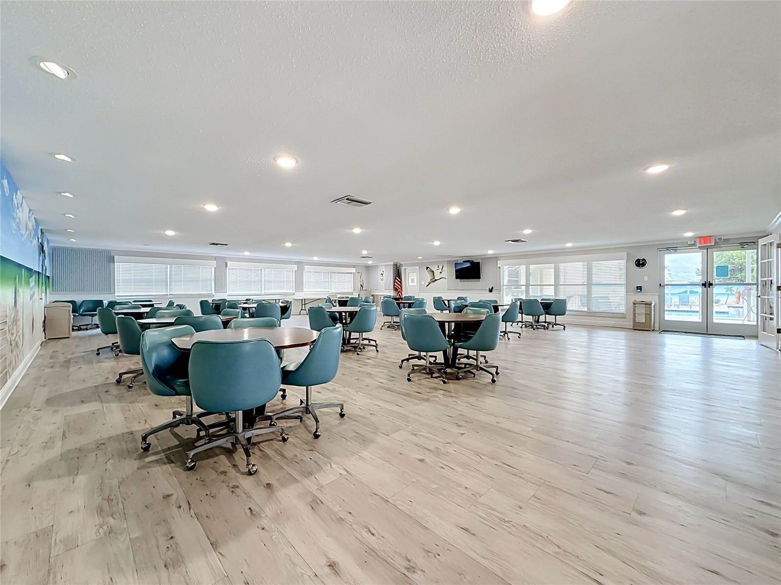 6020 Shore Boulevard South, Gulfport, FL 33707
