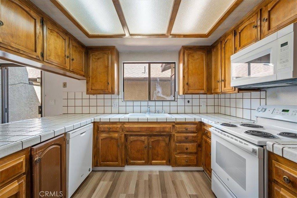 1020 Meadow Way, Arroyo Grande, CA 93420