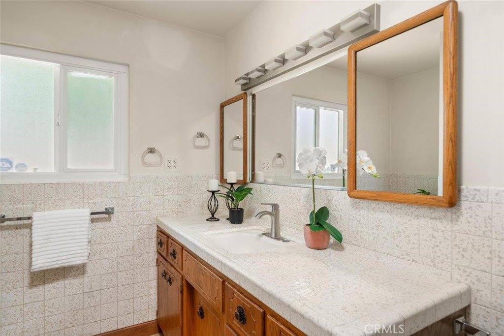 956 Manzanita Avenue, Chico, CA 95926