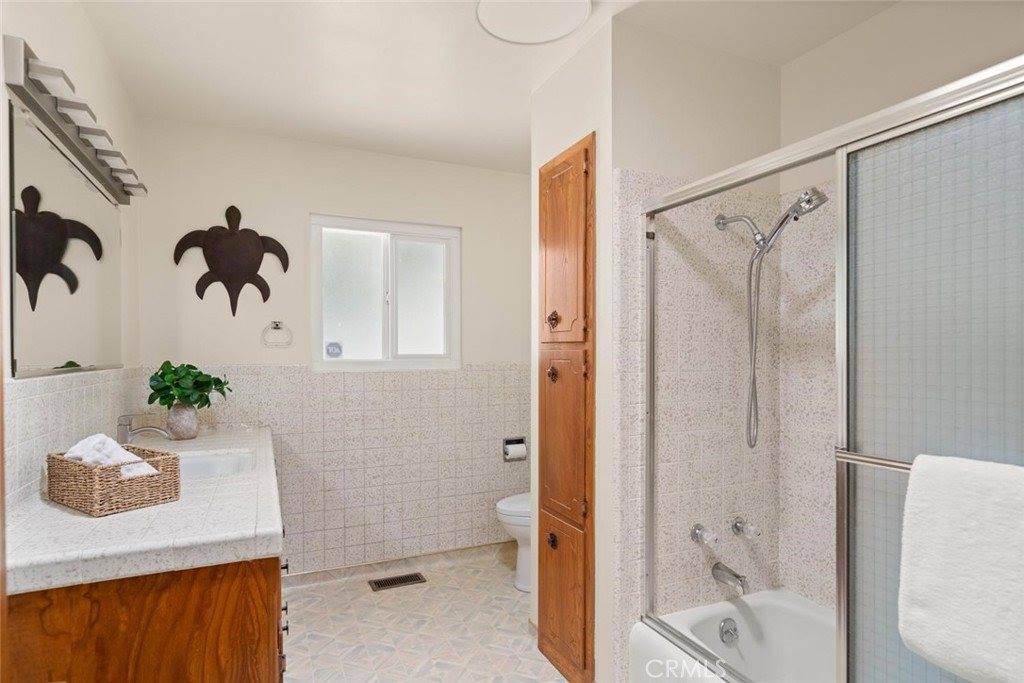 956 Manzanita Avenue, Chico, CA 95926