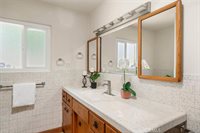 956 Manzanita Avenue, Chico, CA 95926
