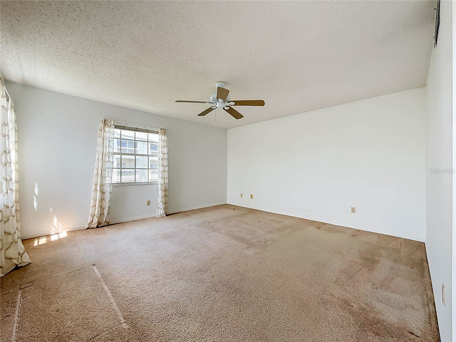 6810 Stones Throw Circle North, Saint Petersburg, FL 33710